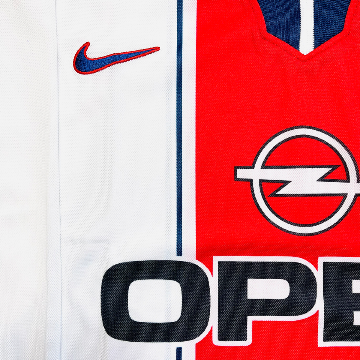 1998-99 Paris Saint-Germain FC Away Kit