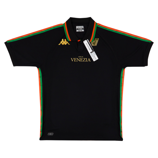 2022-23 Venezia FC Home Kit