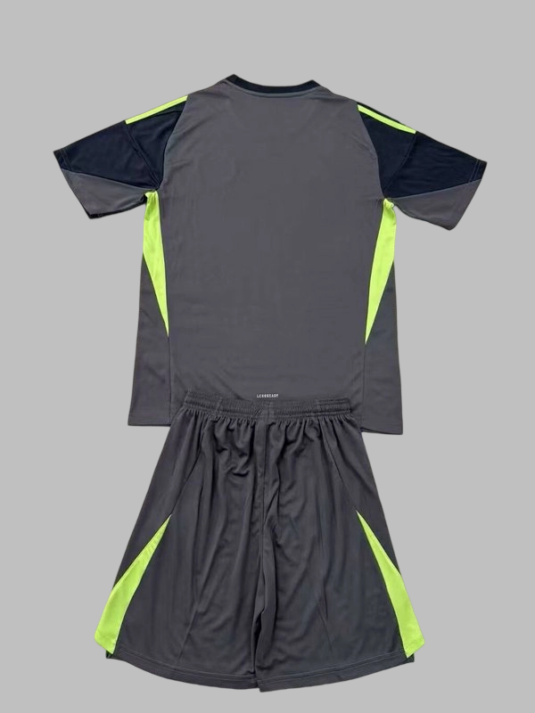 2025-26 Manchester United FC Goalkeeper Kit Kids