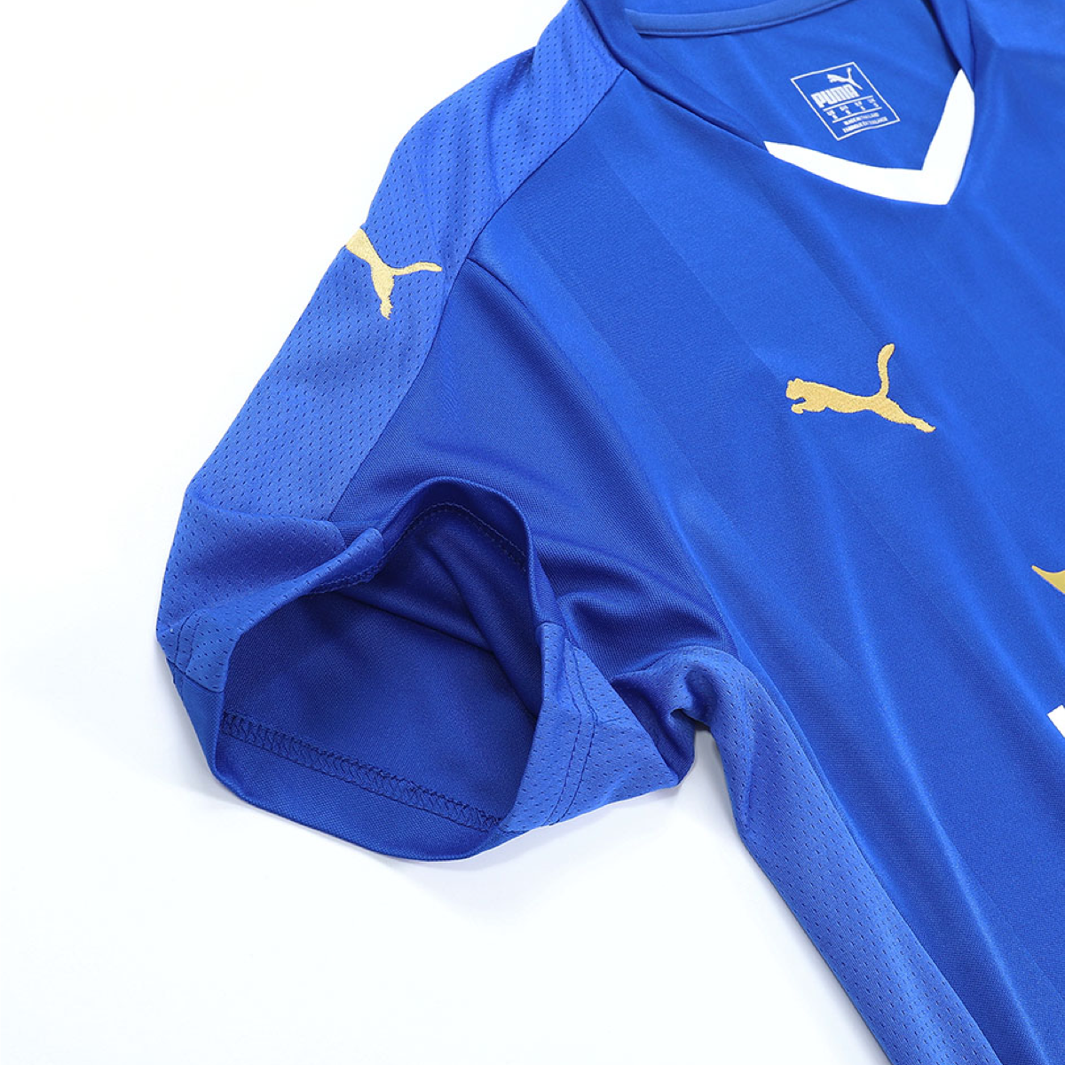 2015-16 Leicester City FC Home Kit