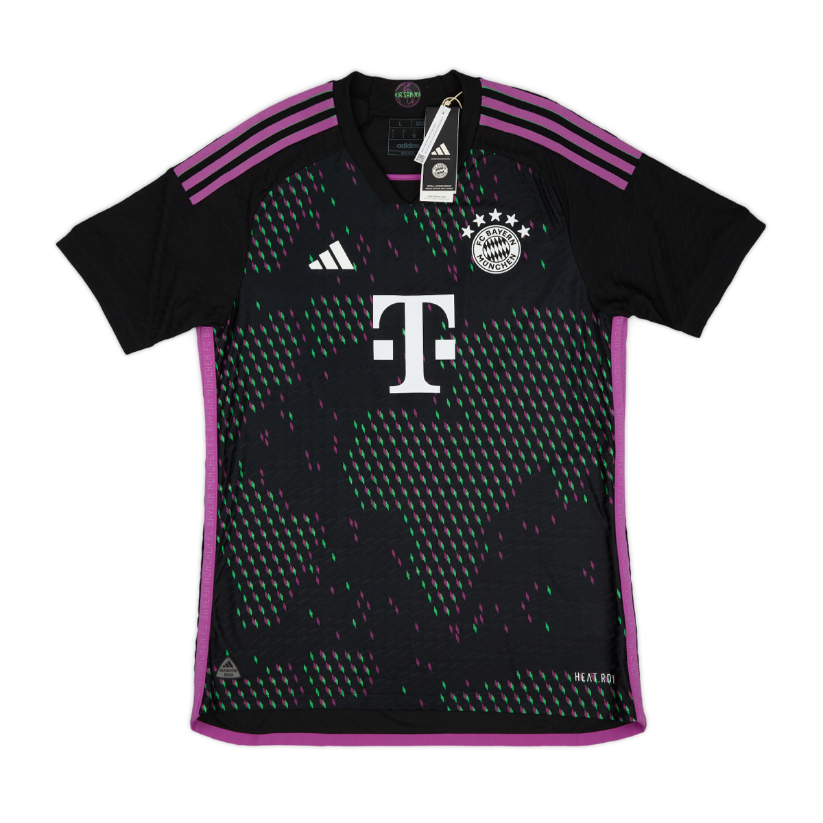 2023-24 FC Bayern München Away Kit