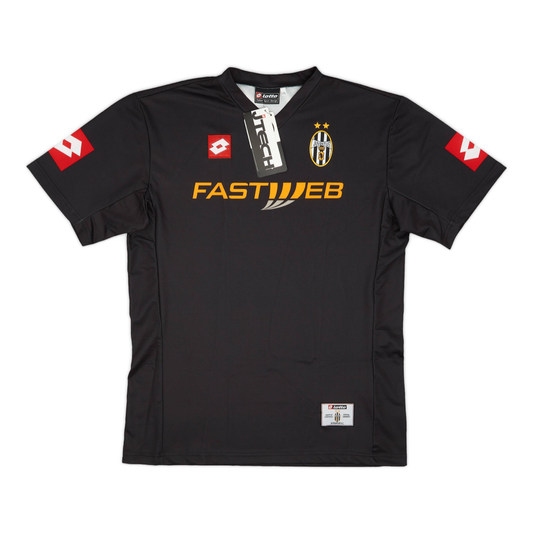 2001-02 Juventus FC Away Kit