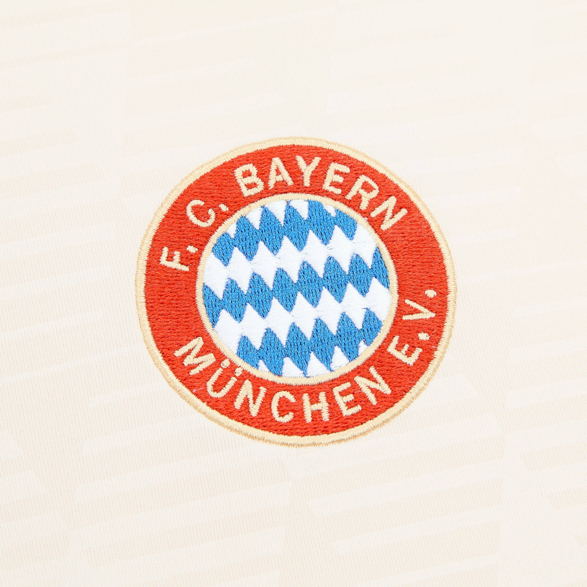 2024-25 FC Bayern München Away Kit