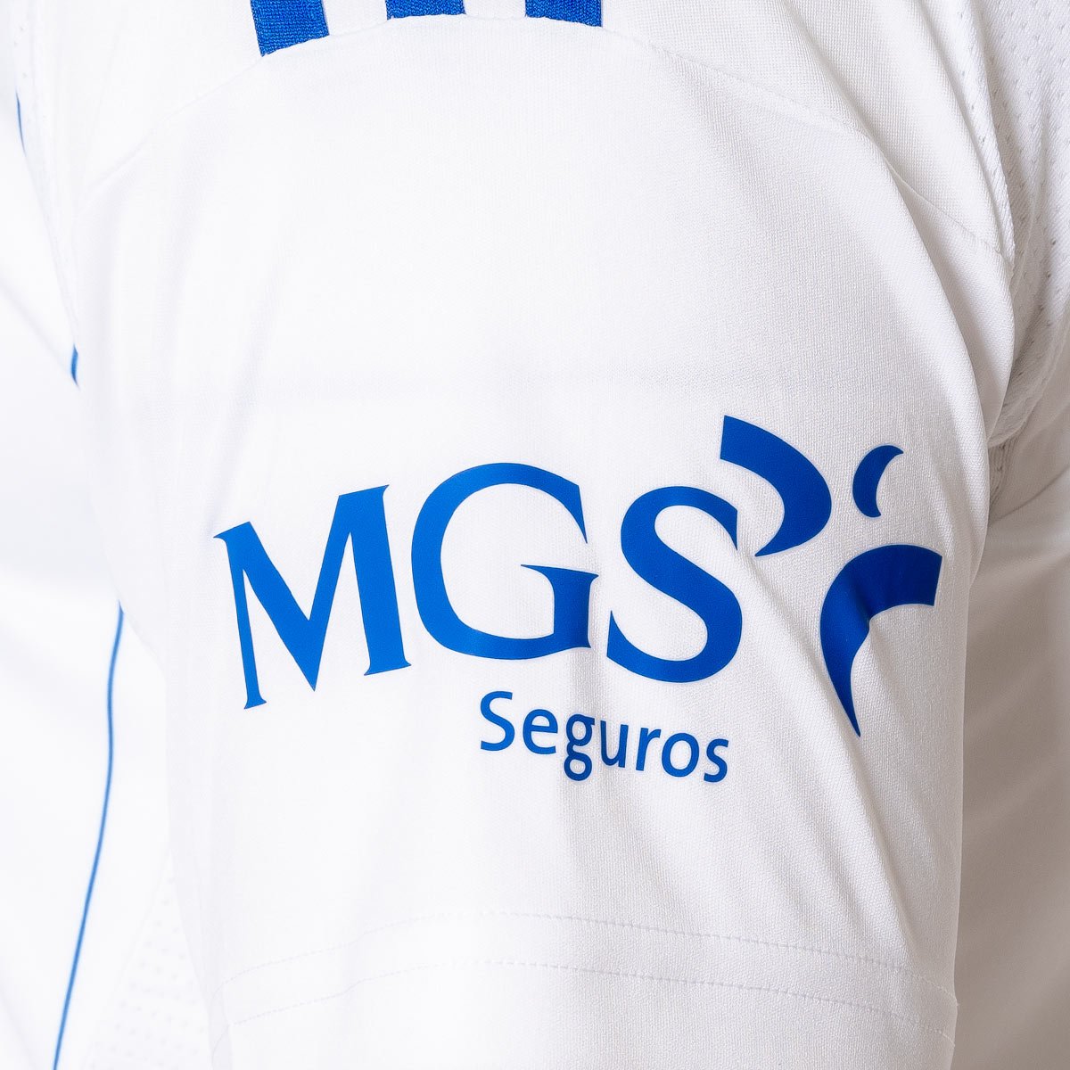 2024-25 Real Zaragoza Home Kit