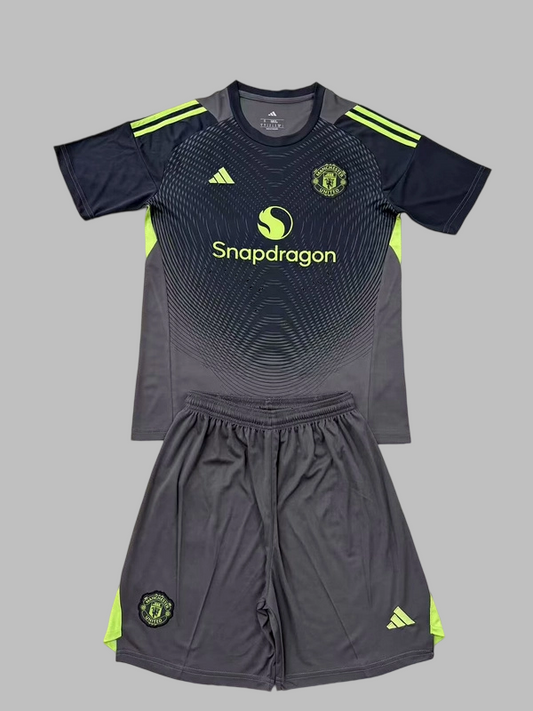 2025-26 Manchester United FC Goalkeeper Kit Kids
